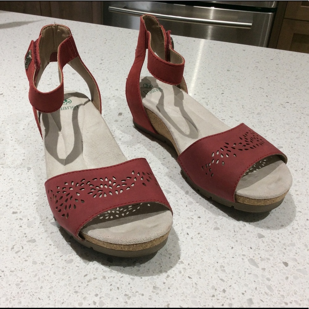 Planet Earth sandals
